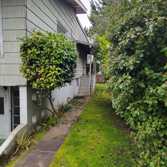 Photo - 638 W Madrone St Unit 638