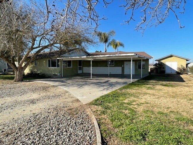 Photo - Farm House Living MOVE IN SPECIAL