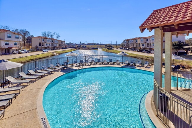 Carriage Homes on the Lake