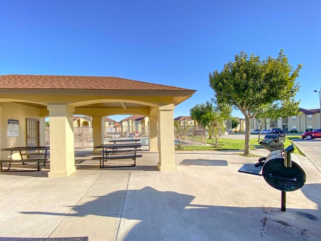 Photo - 9804 Cantera Ct Unidad 70