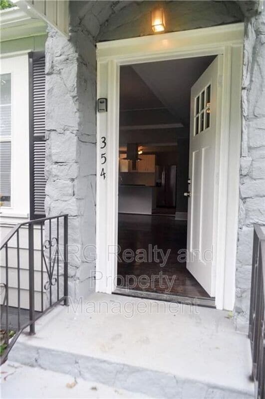 Photo - 354 Hamilton E Holmes Dr NW