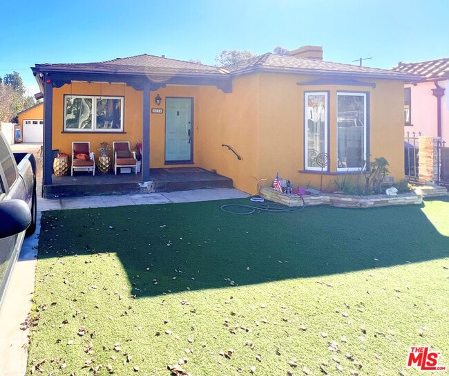 Photo - 2652 S Bedford St