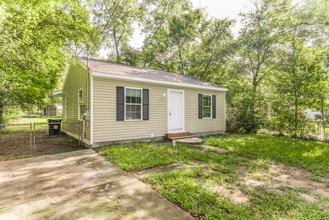 Photo - 1314 Alma Ave