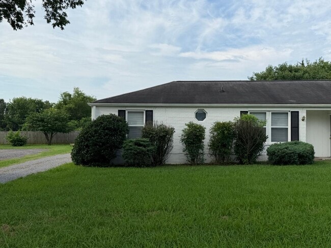 1506 Idlewild Dr