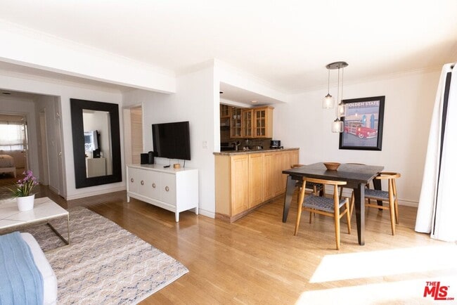 Photo - 2101 Ocean Ave Unit 3