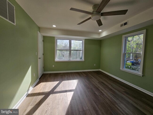 Building Photo - 218 Arthur Ave Rental