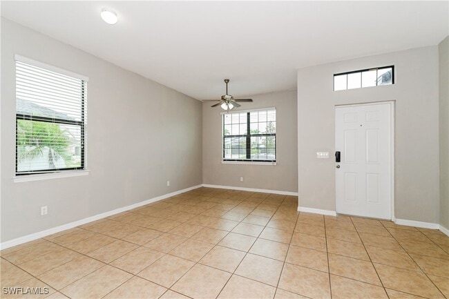 Building Photo - 105 NE 7th Pl Rental