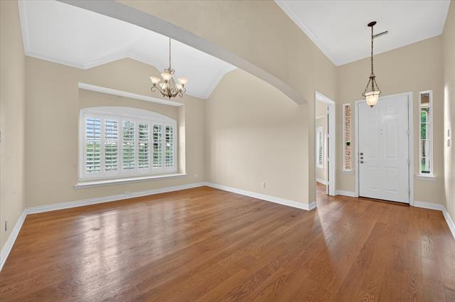 3500 Christopher Ln