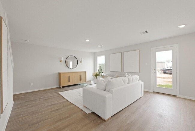 Photo - 40954 Seasoned Oak Ln