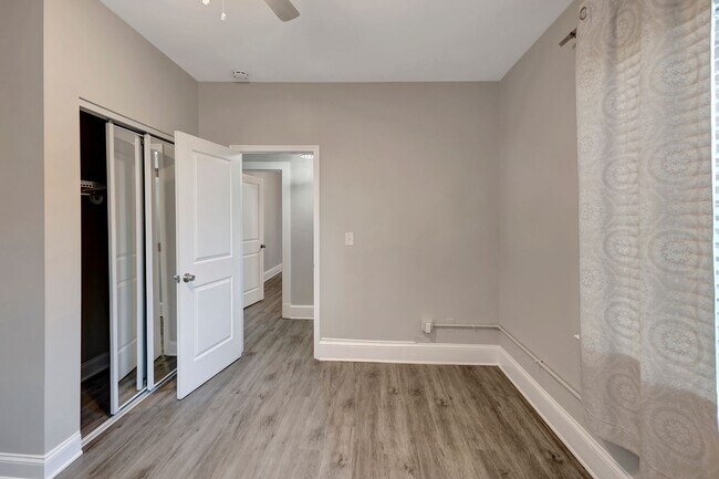 Photo - Beautiful Cape Cod 5 Bedroom