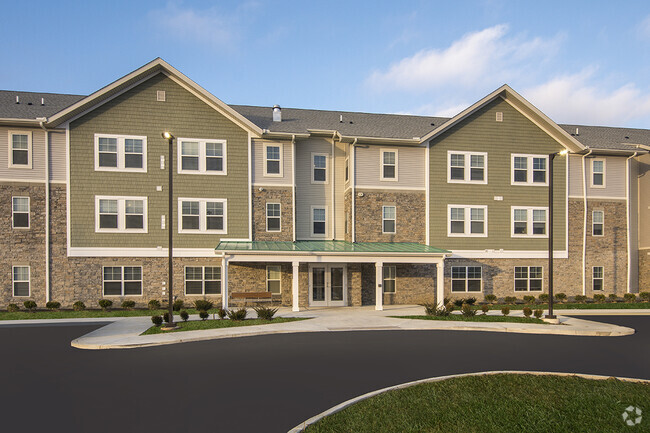 Building Photo - Residences at Maple Glen Rental