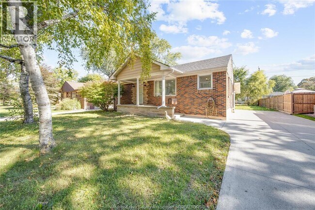 Photo - 3162 Curry Ave