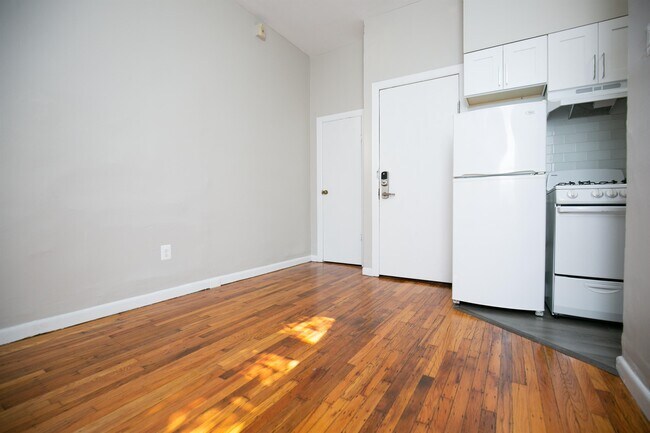 Photo - 1114 Spruce St Unit 07