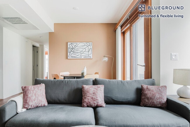 5240 Virginia Ave Unit SI FL3-ID1267
