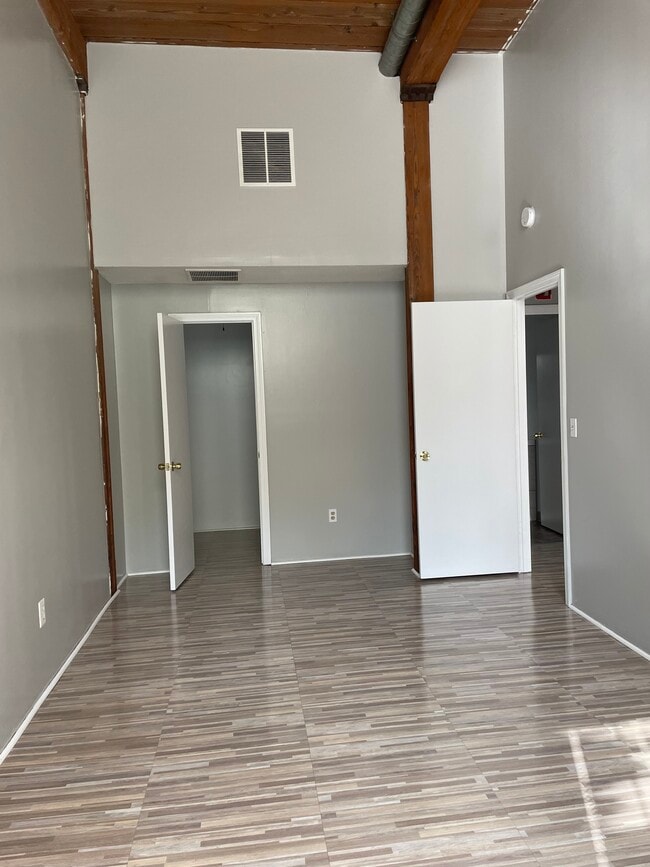 Gilbert Clock Apartments For Rent in Winsted, CT