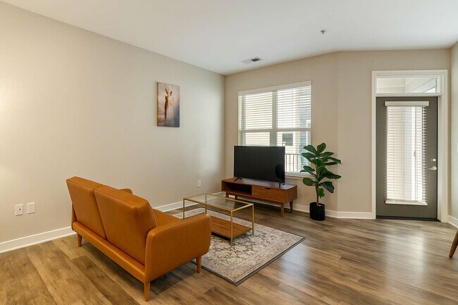 Building Photo - 530 Massachusetts Ave Rental