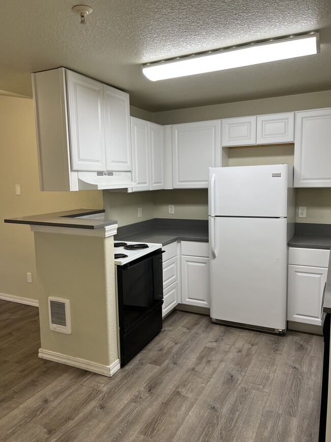 Photo - East Stark Apartments