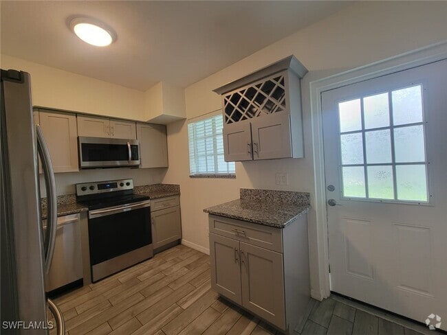 Building Photo - 8313 Bernwood Cove Loop Unit 1211 Rental
