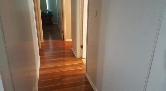 Hallway - 1110 N French Rd