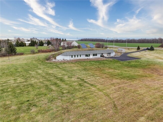 Photo - 2654 Whalen Rd