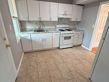 Building Photo - 29 Laurel Ct Unit #2L