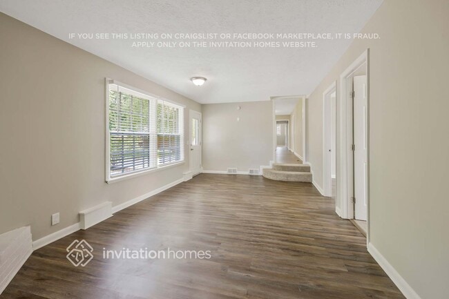 Photo - 533 Augusta Dr