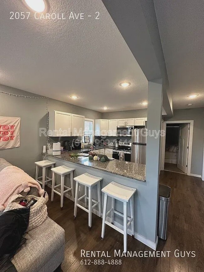Photo - 2057 Carroll Ave