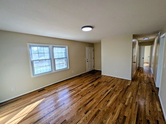 Photo - 1028 Gales Ave