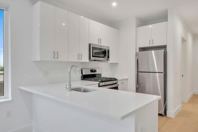 Photo - 3309 Liberty Ave Unit 407