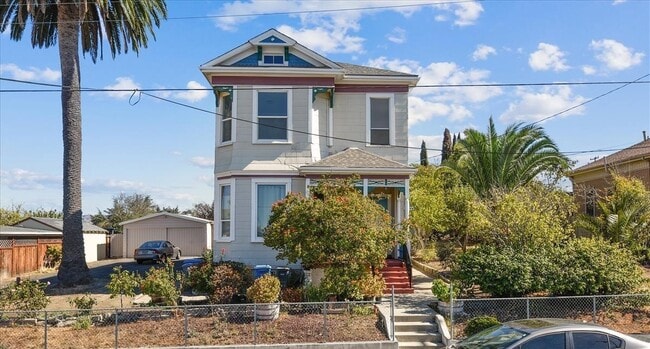 Building Photo - 542 Grant St Unit 544 Grant Street Vallejo Rental