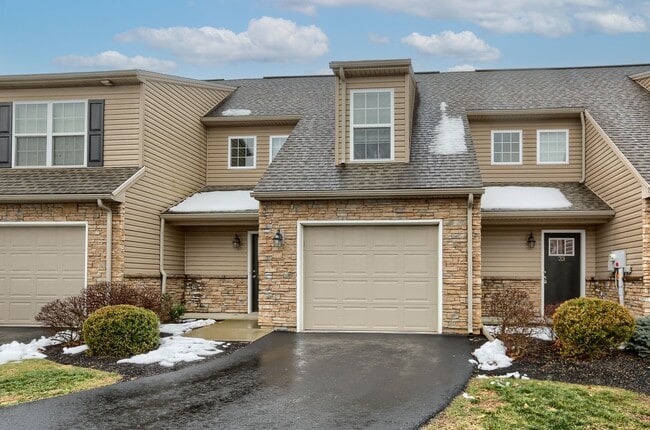 Photo - Fully Furnished 2 Bedroom Townhome