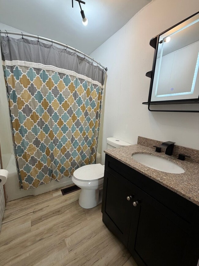 Photo - 3 bed | 1 bath Home for Rent in Granite City