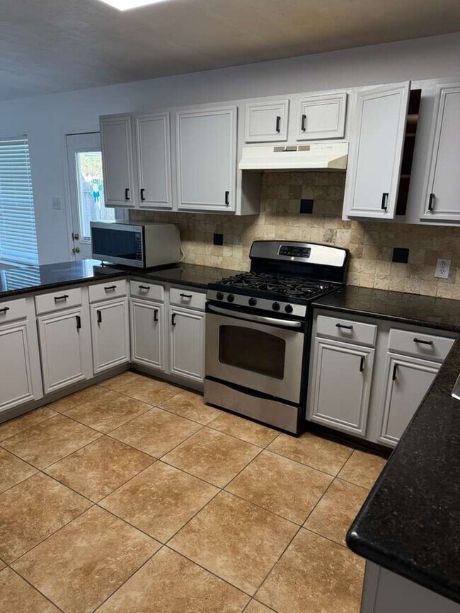 Photo - 15502 Lost Maples Dr