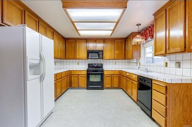 Photo - 209 Fairwood Dr