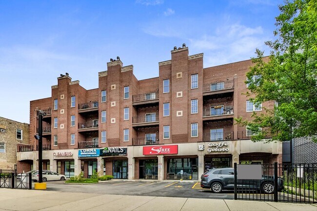 Photo - 2032 W Division St Unit 201N