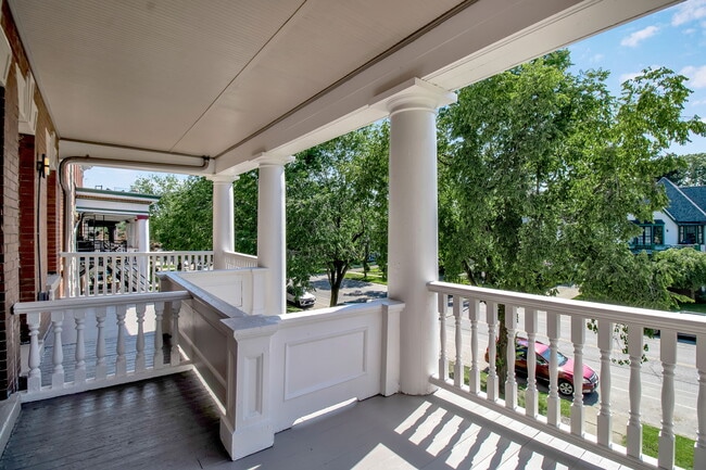 Photo - 273 Richmond Ave