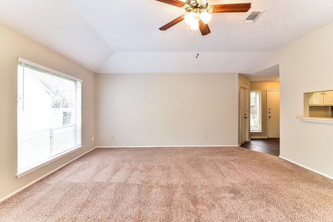 Photo - 4606 Lost Lake Ln