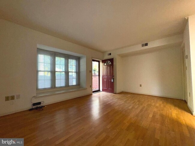 Photo - 2506 Fairfax Dr