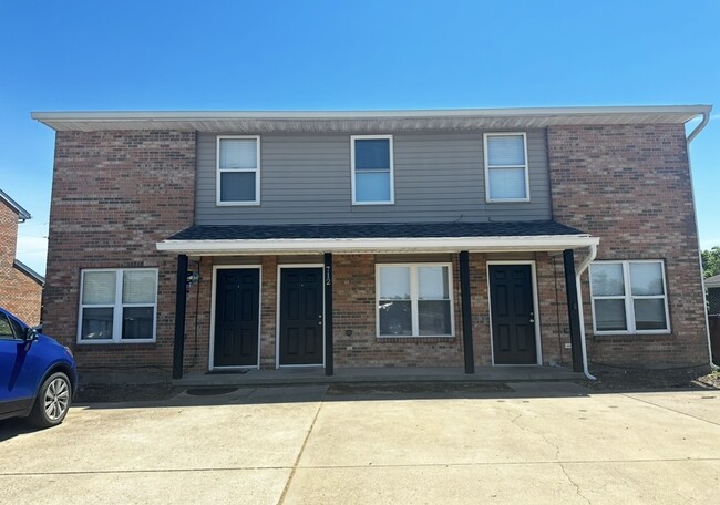 Building Photo - 712 Pierson Rd Unit A