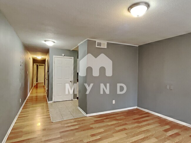 Photo - 3367 Hardin Ave