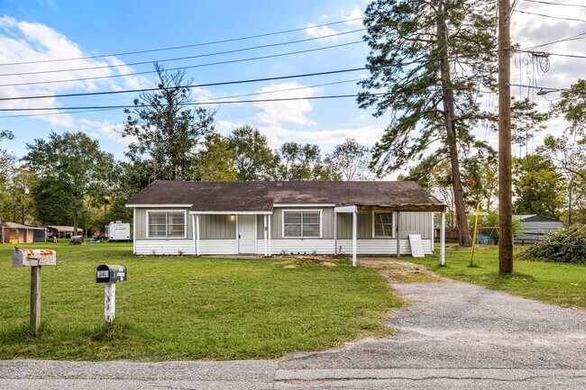 Photo - 340 Magnolia Dr House