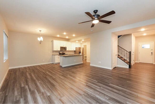 Photo - 11217 House Finch Ln