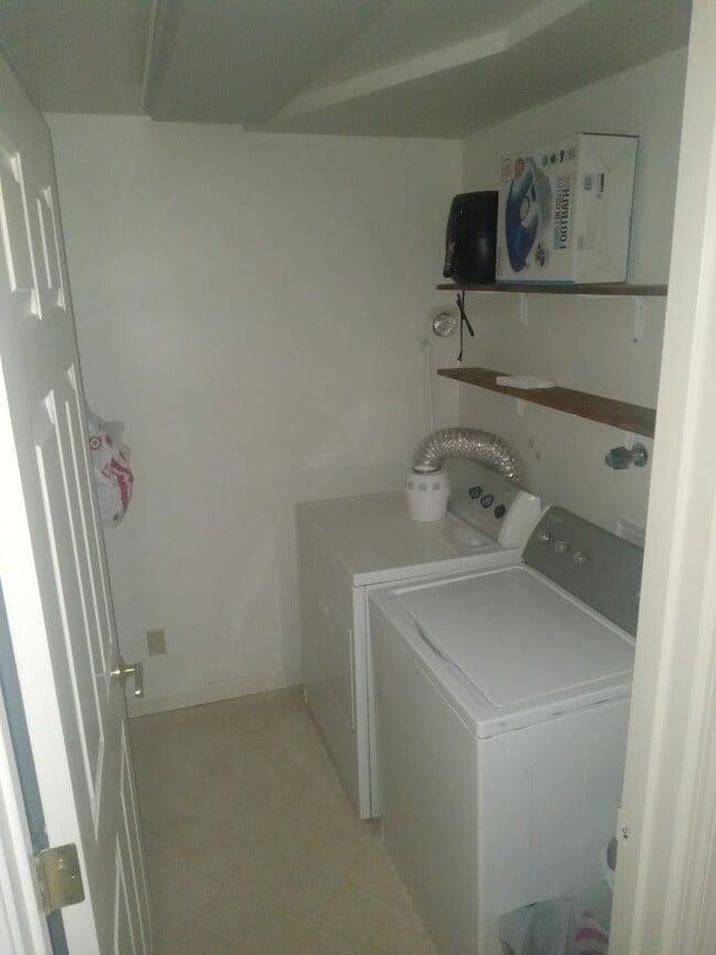 Photo - 13415 S Hills Dr