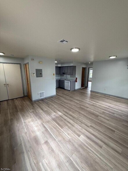 Photo - 501-503 Morris Avenue Unit