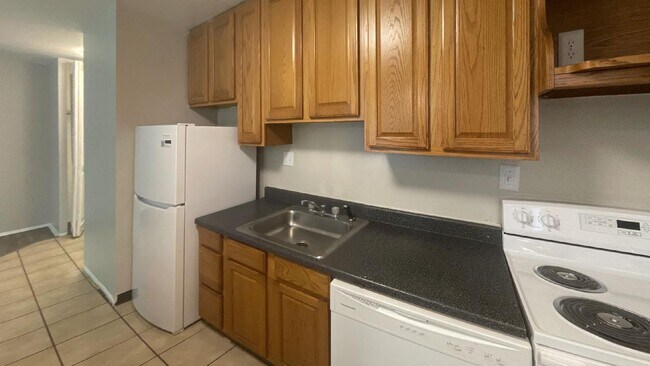 Renovated 1 Bedroom Kitchen