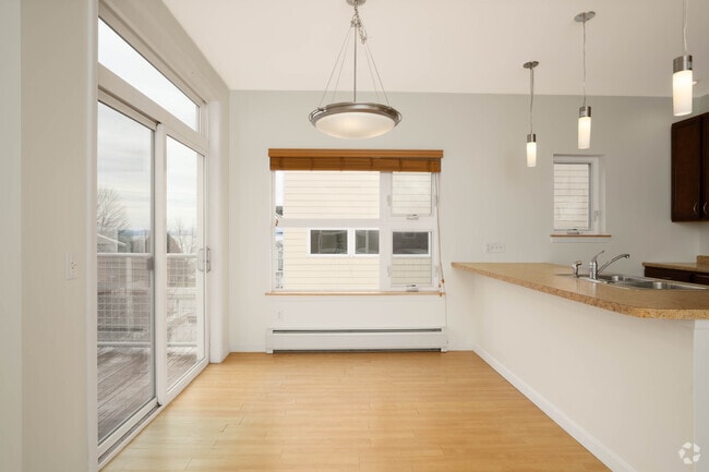 2BR, 2BA - 1,208SF - Dining Room - Packard Lofts