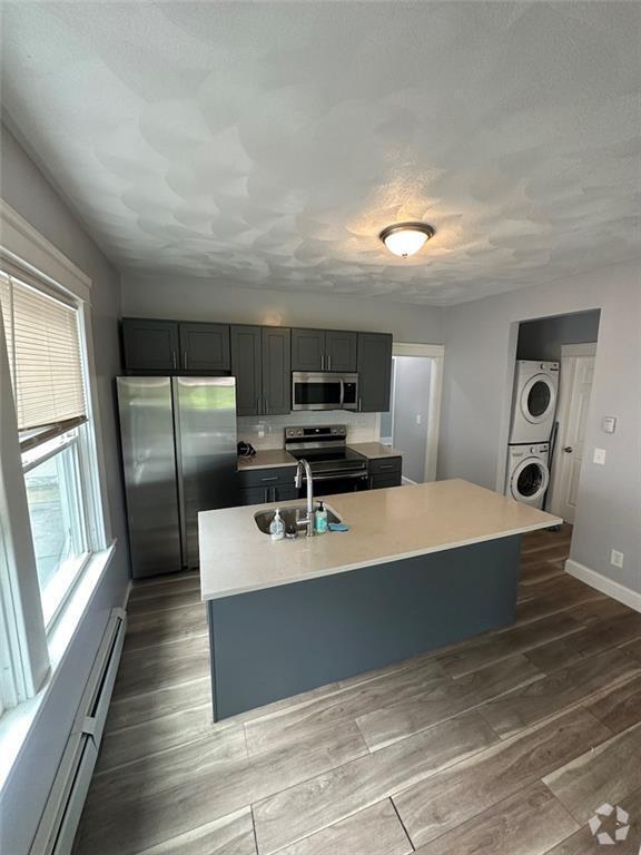 Building Photo - 610 River Ave Unit 2 Rental