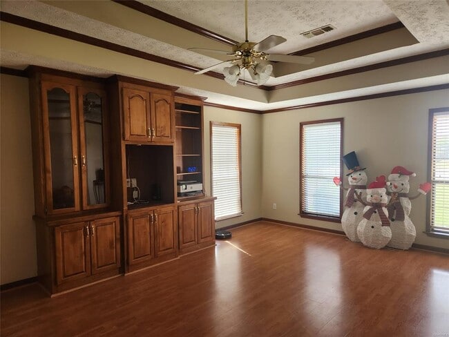 345 Spring Hollow Dr