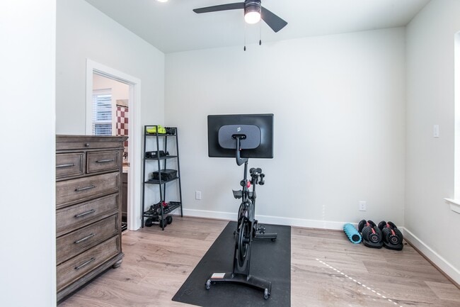 Photo - 4919 Avenue J