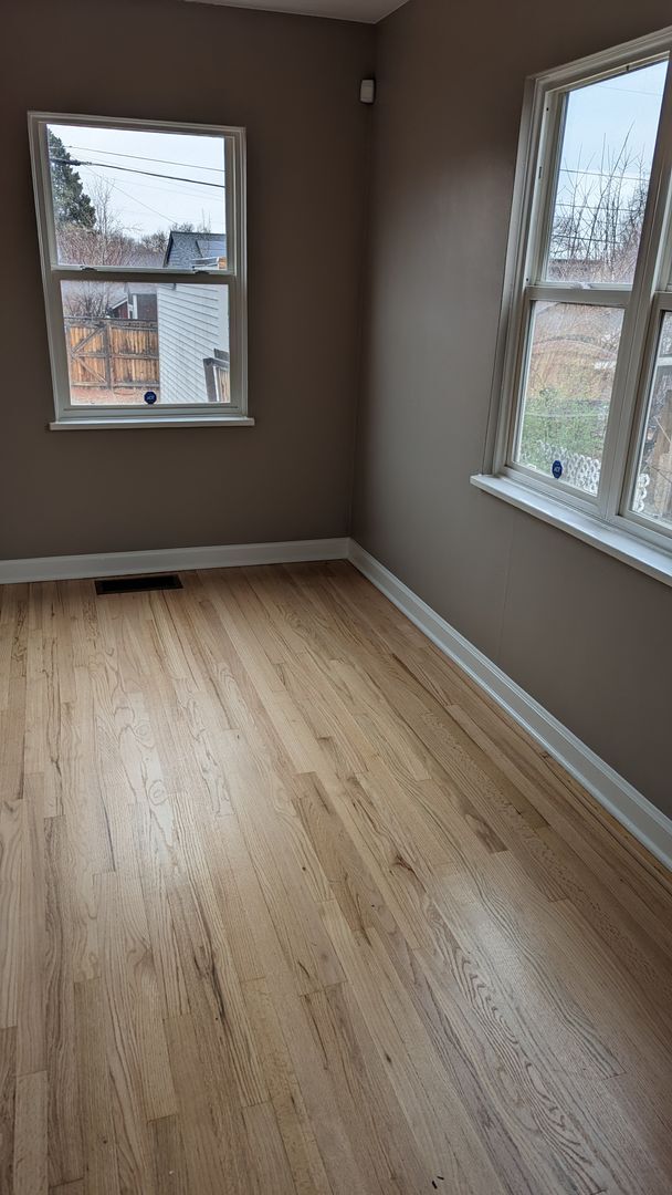 Photo - SUPER CUTE 2 or 3 BEDROOM HOME + GARAGE IN QUIET EDGEWATER NEIGHBORHOOD!